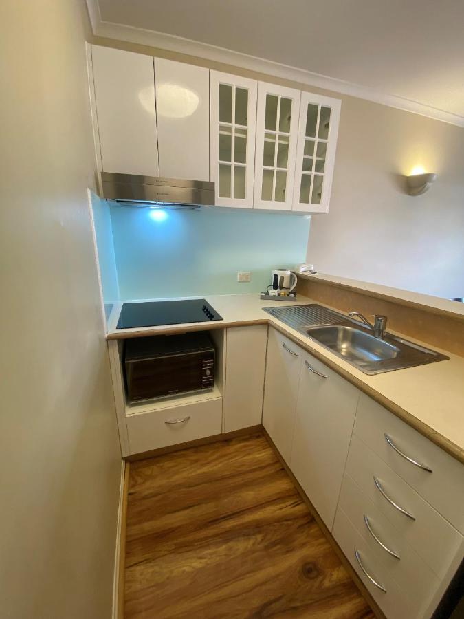 קאירנס Il Palazzo Holiday Apartments מראה חיצוני תמונה