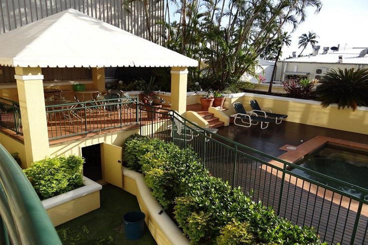 קאירנס Il Palazzo Holiday Apartments מראה חיצוני תמונה