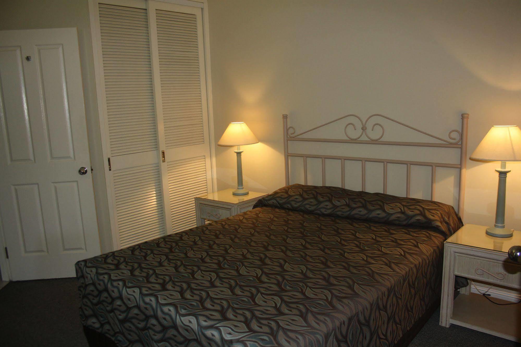 קאירנס Il Palazzo Holiday Apartments מראה חיצוני תמונה