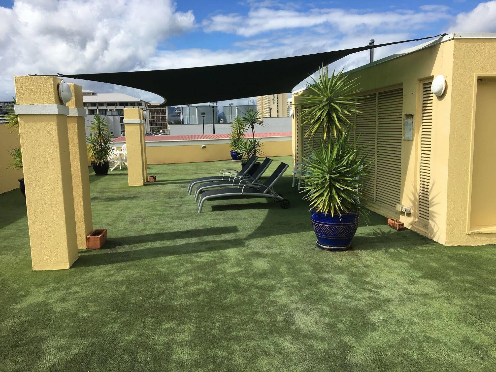 קאירנס Il Palazzo Holiday Apartments מראה חיצוני תמונה